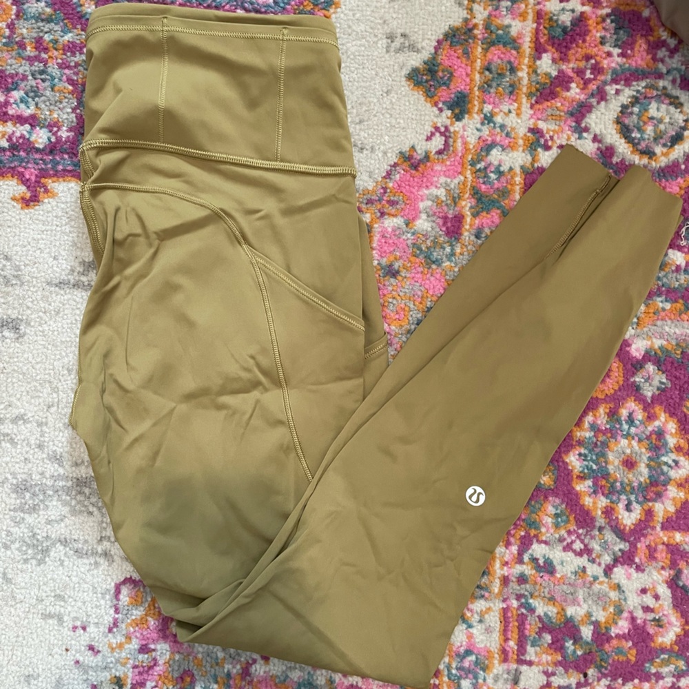Lululemon leggings